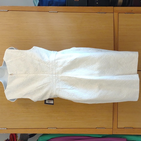 NWOT White "Ivy" Sleeveless Dress SZ 10 By Ellen Tracy - Picture 2 of 11